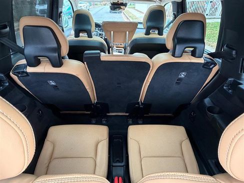 Used 2016 Volvo XC90 T8 Inscription w/ Vision Package image 25