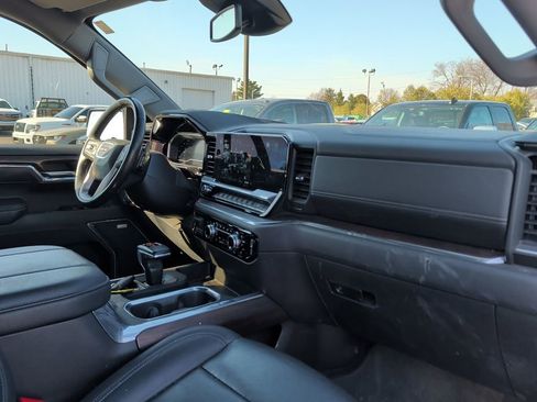 Used 2024 GMC Sierra 1500 SLT w/ SLT Premium Plus Package image 10