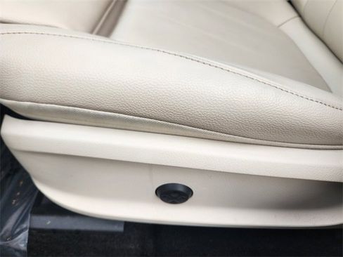 Certified 2023 Mercedes-Benz EQB 300 4MATIC image 9