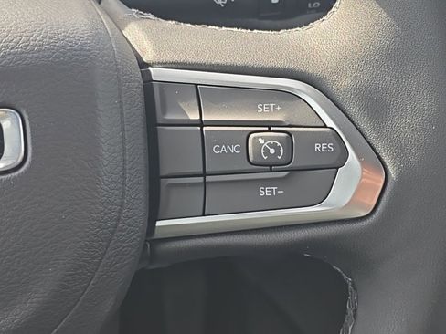 New 2026 Jeep Compass Latitude image 23