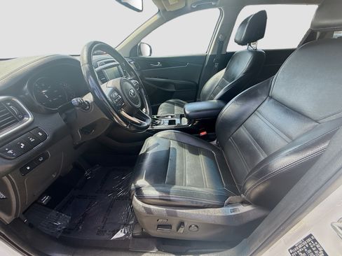 Used 2017 Kia Sorento SX FWD image 16