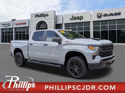 Used 2024 Chevrolet Silverado 1500 Custom Trail Boss AWD/4WD image 1