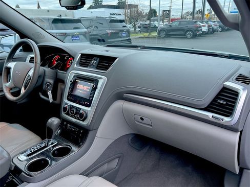 Used 2016 GMC Acadia SLT w/ Premium Edition image 22