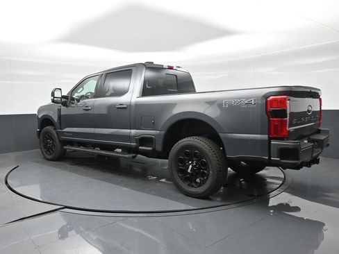 New 2026 Ford F250 Lariat w/ Black Appearance Package AWD/4WD image 4