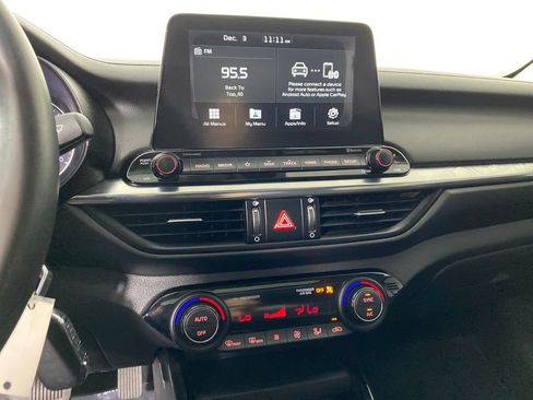 Used 2019 Kia Forte S w/ S Premium Package image 19