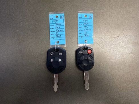 Used 2010 Ford Fusion SE image 25