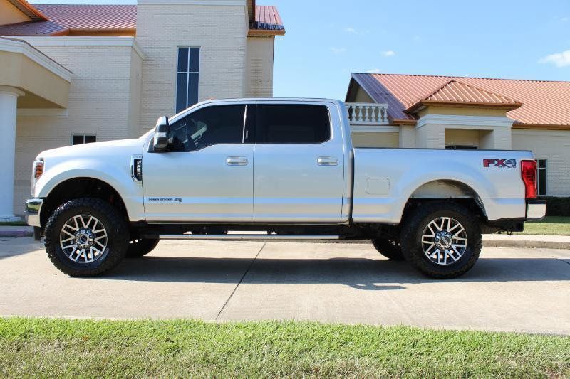 Used 2017 Ford F250 Lariat w/ Lariat Value Package AWD/4WD image 11