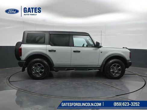 Used 2024 Ford Bronco Big Bend AWD/4WD image 3