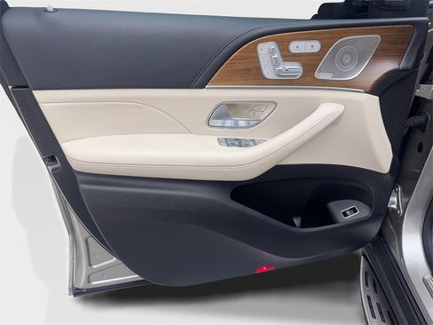 Used 2022 Mercedes-Benz GLE 350 4MATIC image 30