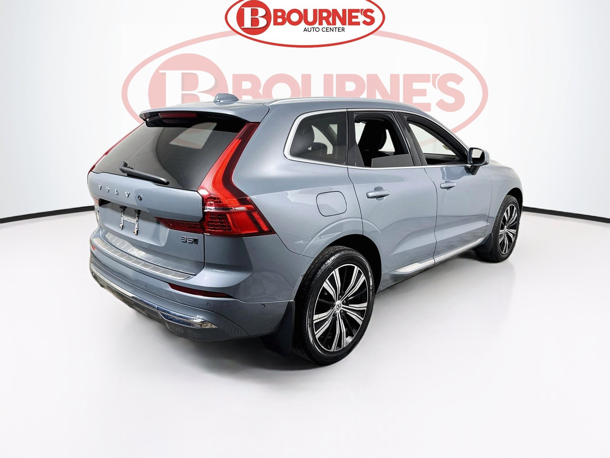 Used 2022 Volvo XC60 B5 Inscription w/ Advanced Package AWD/4WD image 12