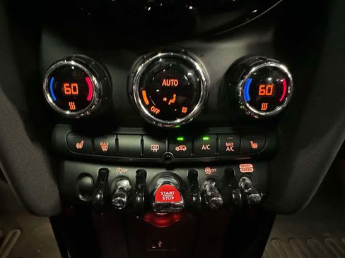 Used 2024 MINI Cooper S w/ Signature Upholstery Package FWD image 24