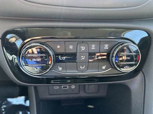 Certified 2023 Buick Encore GX Select w/ Sport Touring Package FWD image 19