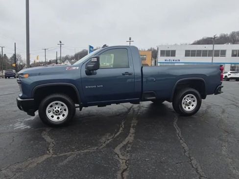 Used 2025 Chevrolet Silverado 3500 W/T image 6