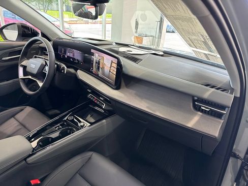 New 2026 Audi Q3 quattro 2.0T AWD/4WD image 55