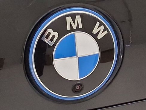 Certified 2023 BMW i7 xDrive60 AWD/4WD image 18