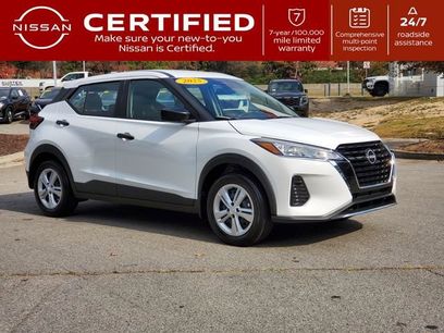 Certified 2025 Nissan Kicks Play S