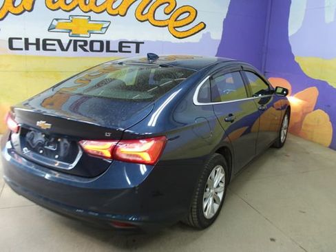 Used 2021 Chevrolet Malibu LT FWD image 8