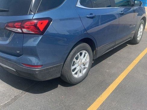 Used 2024 Chevrolet Equinox LT FWD image 3
