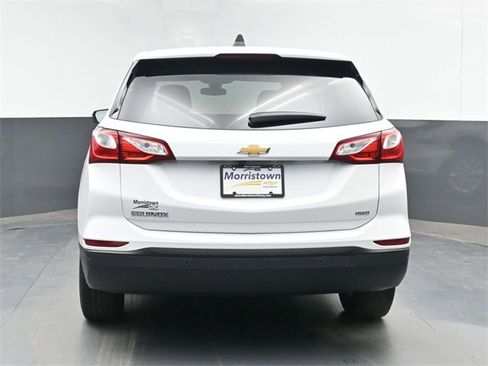 Used 2021 Chevrolet Equinox LS w/ LS Convenience Package image 17
