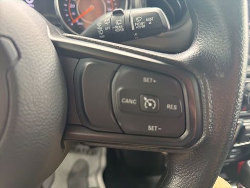 Used 2022 Jeep Wrangler Unlimited Sport AWD/4WD image 21