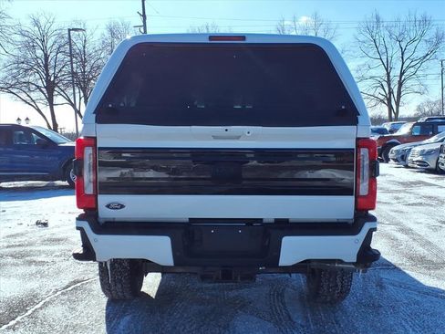 Used 2025 Ford F350 Platinum image 4