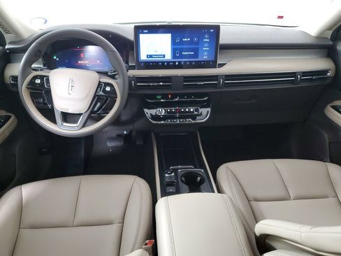 Certified 2024 Lincoln Corsair AWD image 15