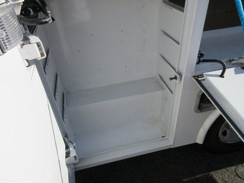 Used 2012 Chevrolet Express 3500 RWD image 32