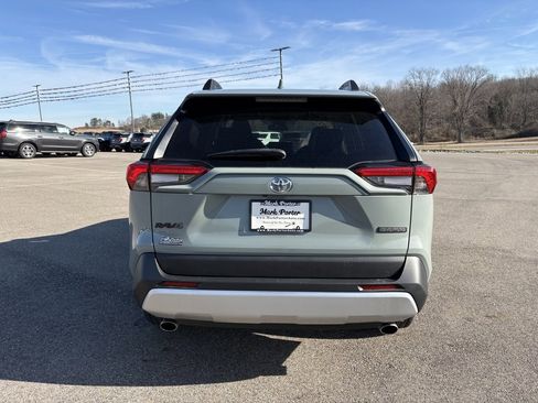 Used 2023 Toyota RAV4 Adventure image 4