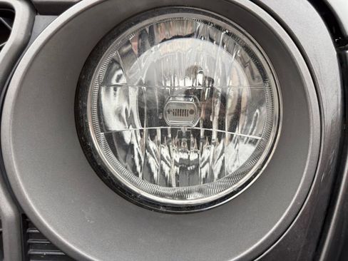 Used 2025 Jeep Wrangler Sport S image 22