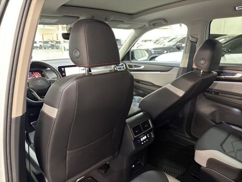 New 2026 Volkswagen Atlas Peak Edition AWD/4WD image 20