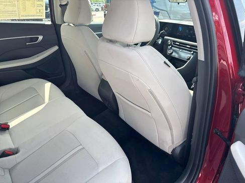 Used 2025 Hyundai Sonata SEL FWD image 46