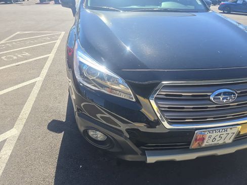 Used 2017 Subaru Outback 3.6R Touring w/ Popular Package #5A image 2