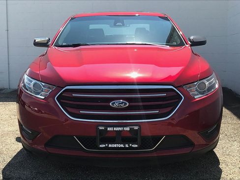 Used 2018 Ford Taurus Limited AWD/4WD image 4
