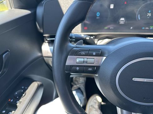Used 2024 Hyundai Kona SEL FWD image 26