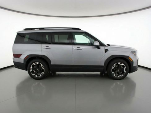 Used 2025 Hyundai Santa Fe SEL image 11