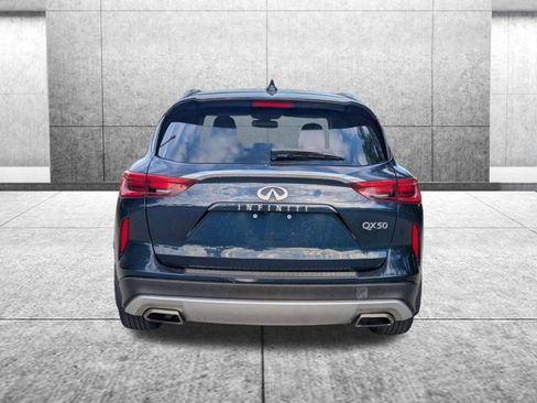 Used 2019 INFINITI QX50 Luxe w/ Navigation Package image 4