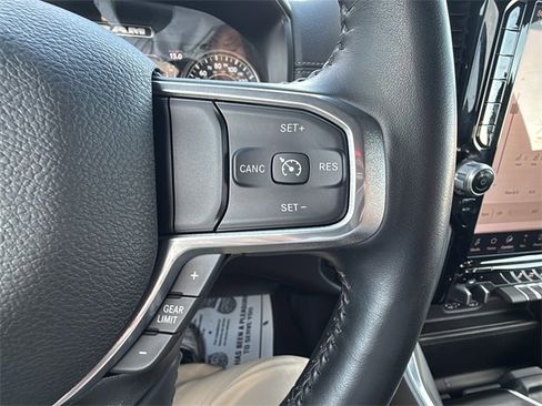 Used 2023 RAM 1500 Laramie image 28
