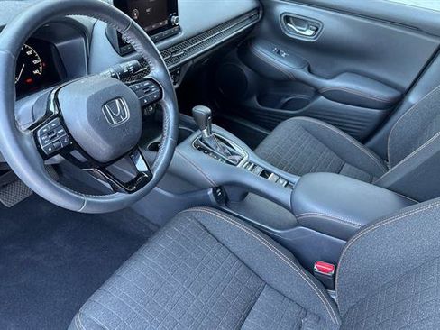Used 2024 Honda HR-V Sport image 9