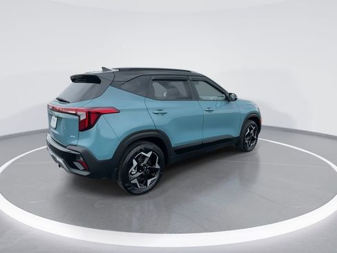 Used 2026 Kia Seltos S image 8