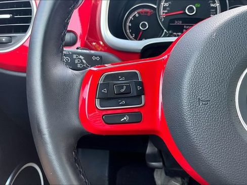Used 2019 Volkswagen Beetle 2.0T S FWD image 16