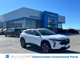 New 2026 Chevrolet Trax RS w/ Sunroof Package video 1