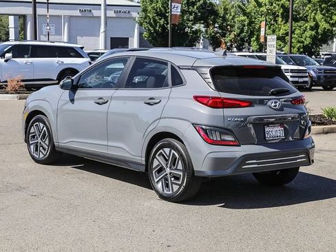Certified 2023 Hyundai Kona Limited FWD image 2