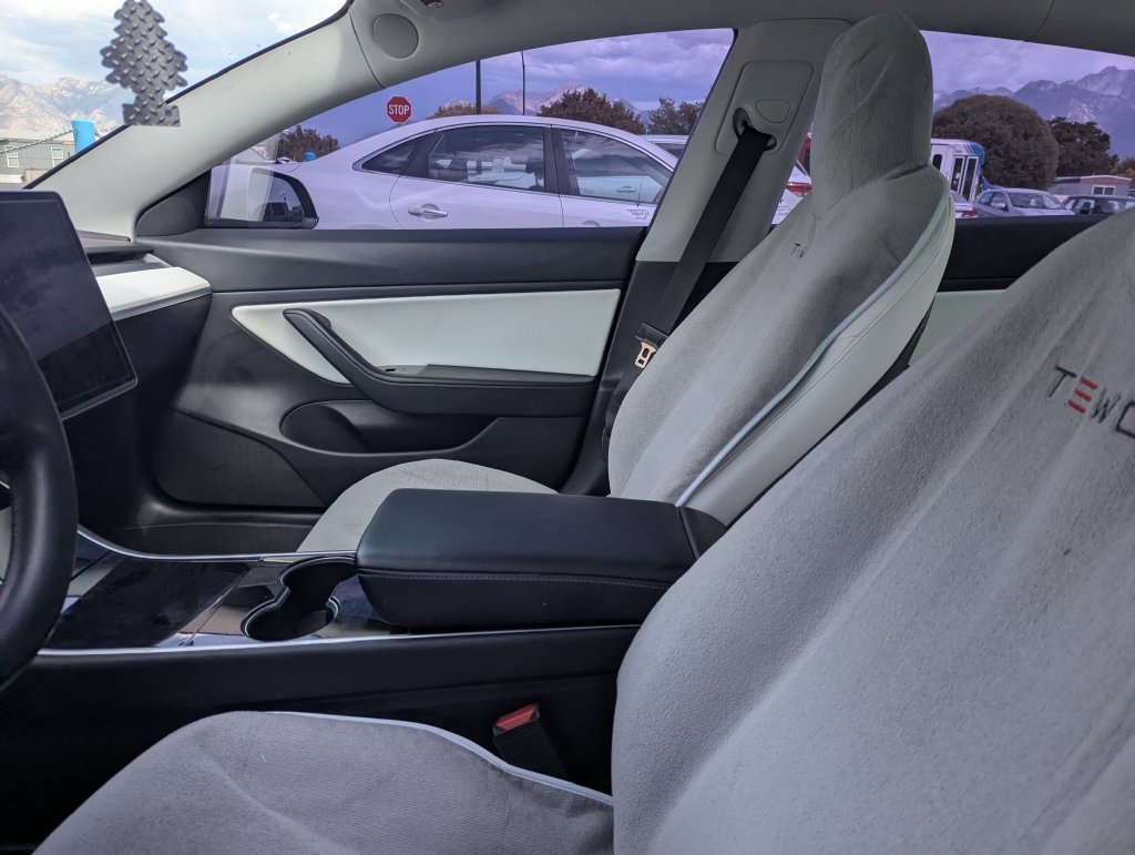 Used 2019 Tesla Model 3 RWD image 11