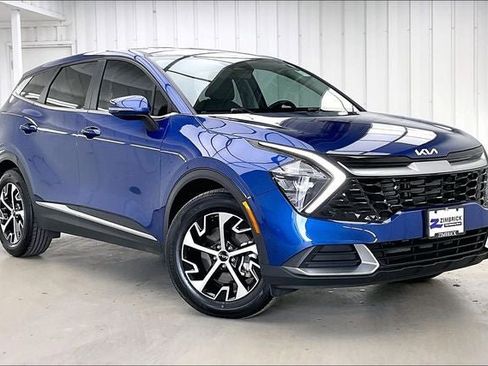 Used 2023 Kia Sportage EX FWD image 1