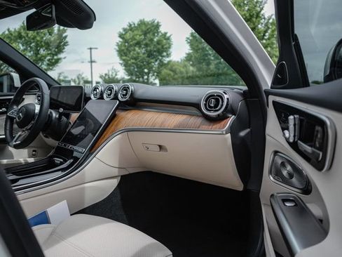 Certified 2024 Mercedes-Benz C 300 Sedan w/ Exclusive Trim Package image 27