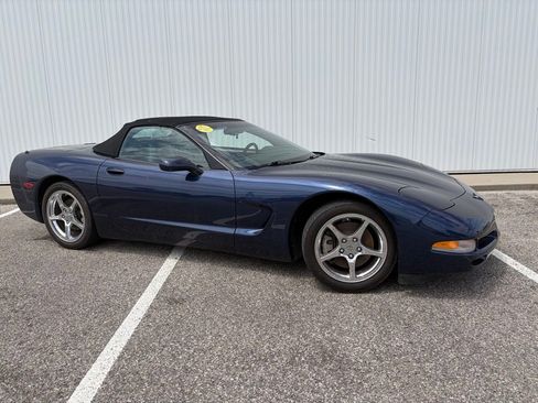 Used 2000 Chevrolet Corvette Convertible w/ Memory Pkg RWD image 7