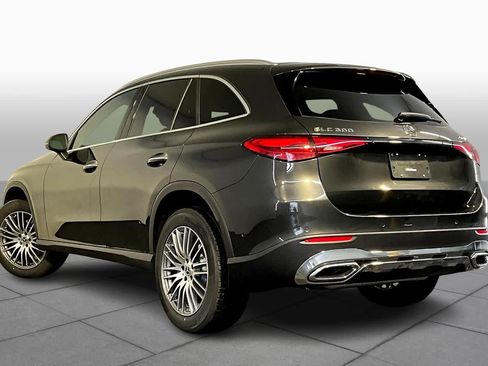 New 2026 Mercedes-Benz GLC 300 4MATIC image 3
