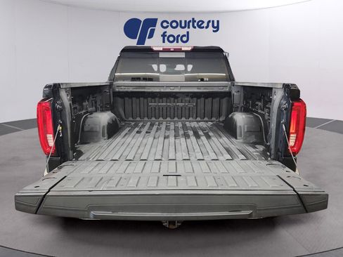Used 2019 GMC Sierra 1500 Denali w/ Denali Ultimate Package AWD/4WD image 9