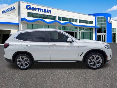 Used 2024 BMW X3 xDrive30i w/ Premium Package AWD/4WD image 3