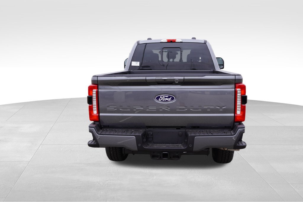 New 2027 Ford F350 Lariat w/ Black Appearance Package AWD/4WD image 4